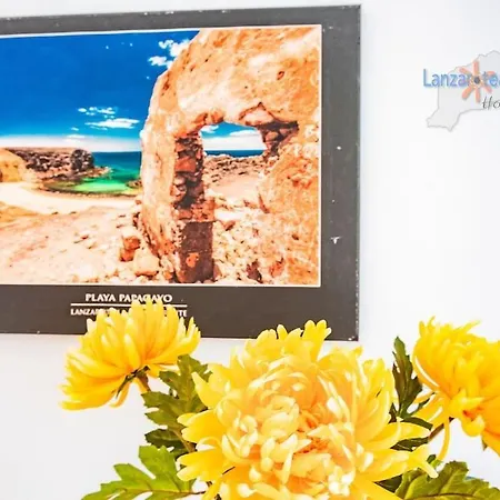 Apartment Casita El Faro En Playa Bastian Aircon In The Bedrooms Vv *