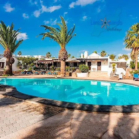 Apartment Casita El Faro En Playa Bastian Aircon In The Bedrooms Vv *